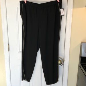 Nine West black loden stripe stretchy size 18